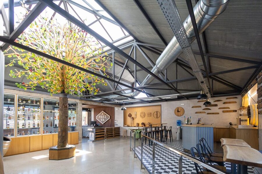 JEREZ DE LA FRONTERA: GUIDED TOUR TO THE COOPERAGE - Price, meeting point, and practical planning