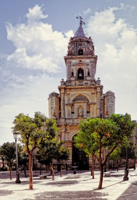 Jerez: Historic Center Guided Tour - What the guides add to the experience