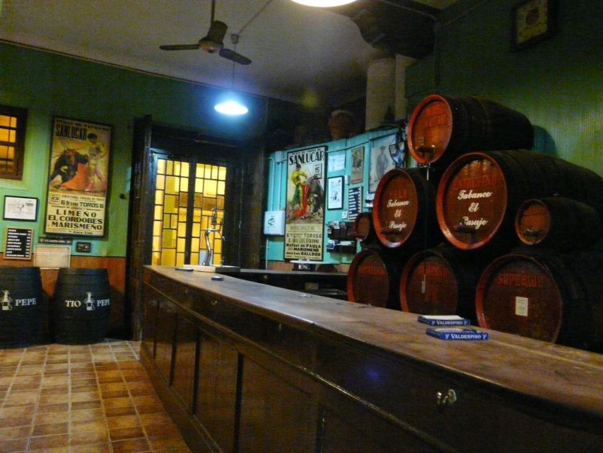 Jerez: Traditional Tapas Tour - Starting at Arenal Square in central Jerez