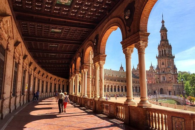 Lisbon and Seville Private Luxury Road Trip - The Mercedes setup and group size