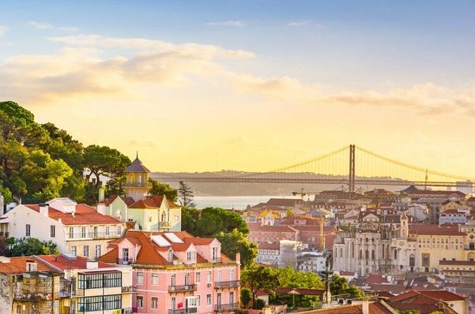 Lisbon & Seville Private Luxury Trip - Who should book this transfer?