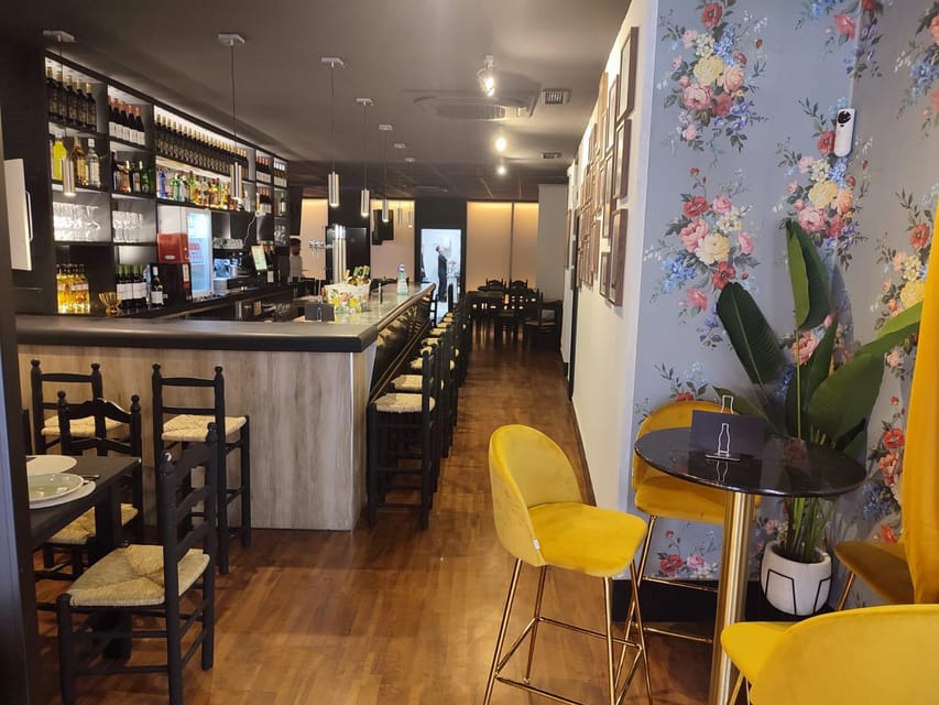 Live flamenco + tasting - What happens during the one-hour performance