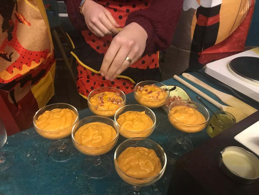 Local cooking class in Cordoba. Hands on: Salmorejo - From Mixing Bowl to Shared Table