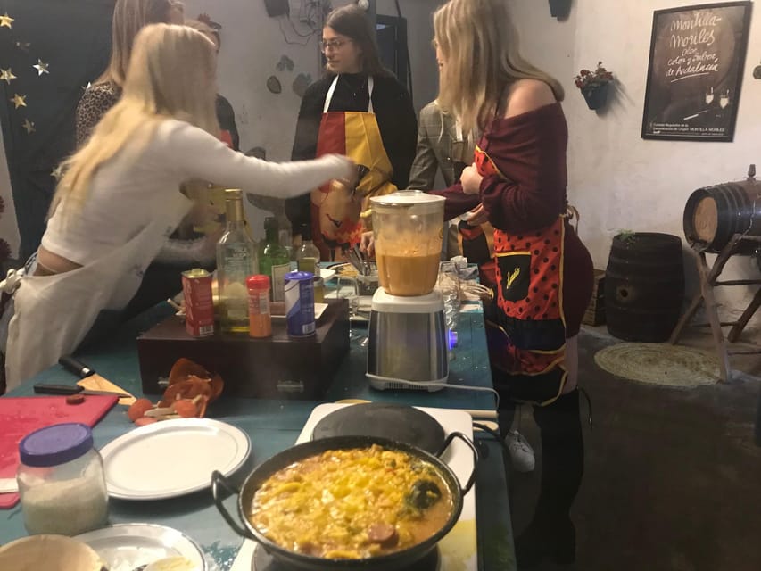Local cooking class in Cordoba. Hands on: Salmorejo - The Location Detail You Should Not Miss