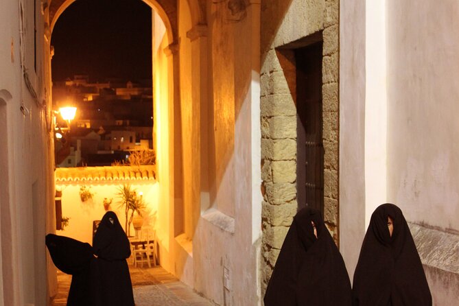Marimantas. Private guided and sung tour. Vejer of Legends. - Starting in Plaza de España at 9 p.m.