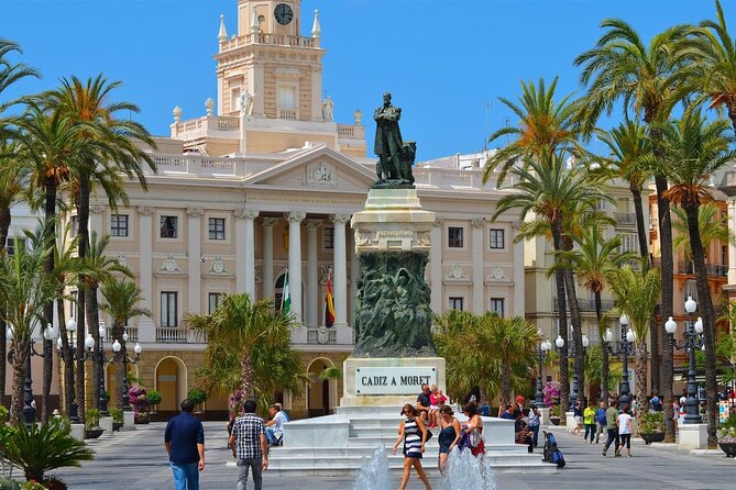 Medieval Cadiz Guided Walking Tour - Passing through Arco del Pópulo