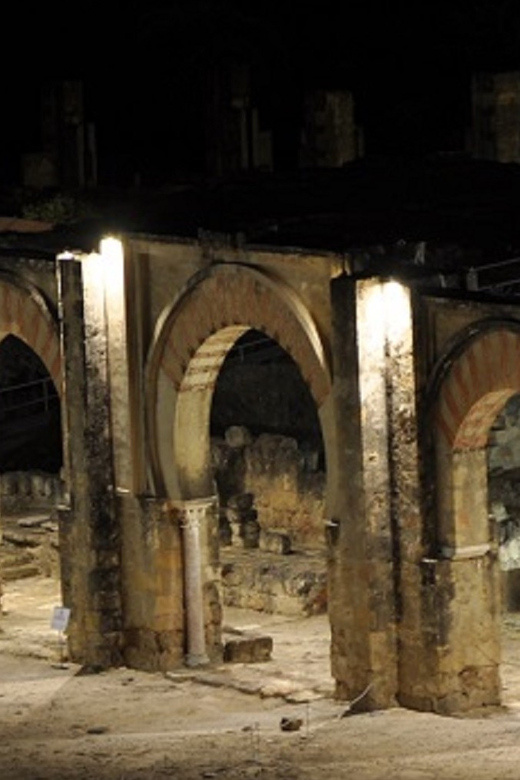 Medina Azahara Guided Tour at Night - What the $17 price really covers