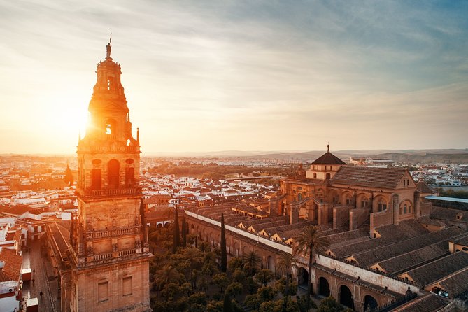 Mosque-Cathedral, Alcazar & Synagogue with Skip the Line Tickets - Beginning at Plaza del Triunfo
