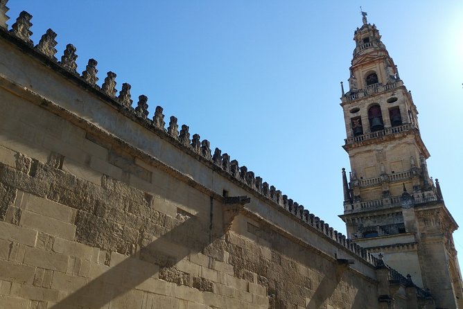 Mosque-Cathedral Cordoba Guided Tour with Priority Access - Group size, audio equipment, and the 12:30 concern