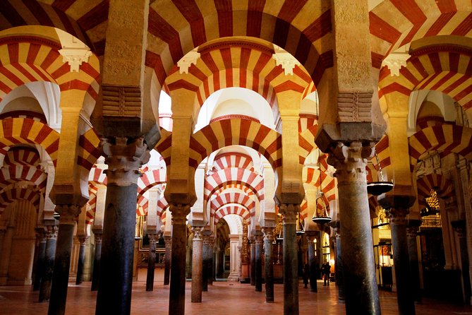 Mosque-Cathedral of Córdoba Guided Tour with Priority Tickets - Headphones help, but audio quality can vary