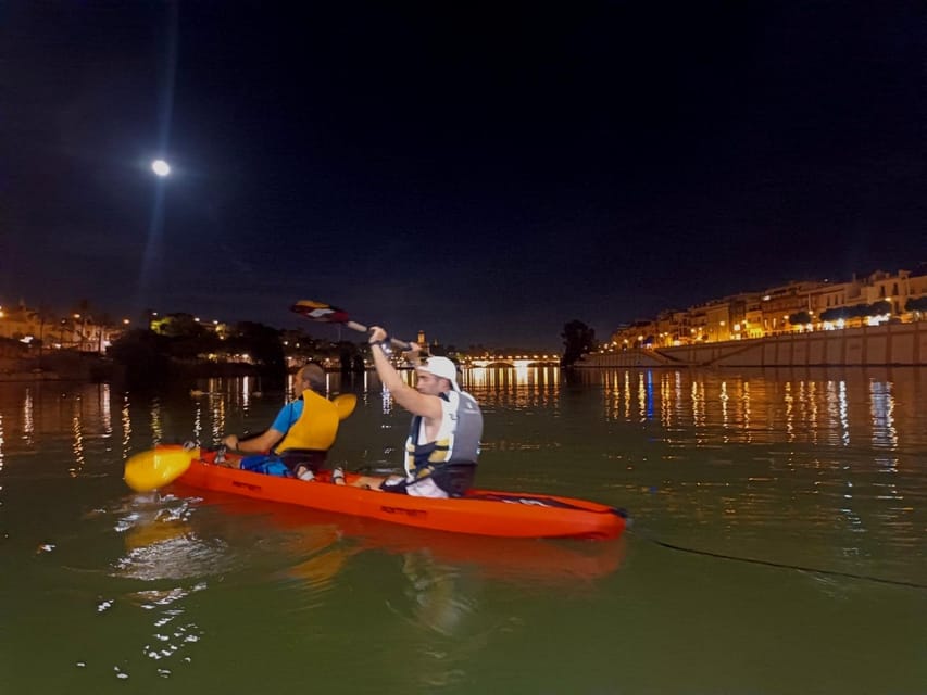 Night Kayak: Historic Seville, Triana and La Cartuja - Starting at the old Almonas de Triana