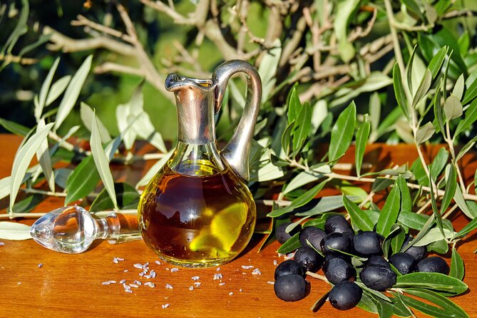 Olive Oil tasting breakfast & Tour in Cordoba - Tasting Córdoba’s oils, from mild to peppery