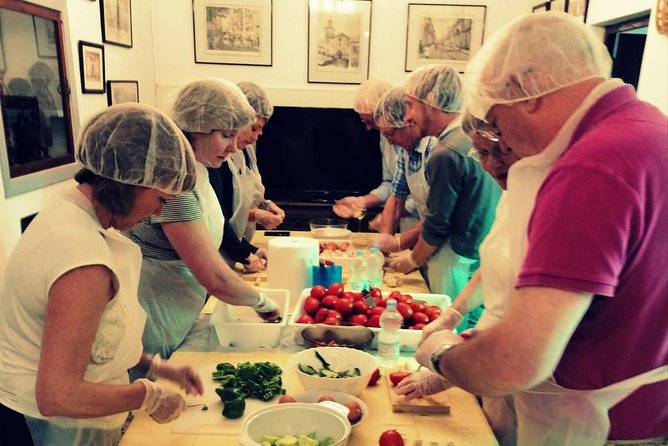 Private Cooking Class in Traditional Andalusian Housing - From your Seville hotel to Mercado de Triana