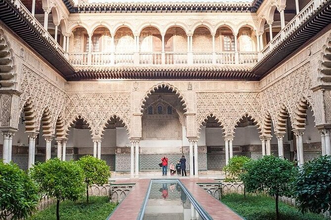 Private Day Trip from Cadiz port to Seville (tickets and transport included) - Climbing the Giralda at the end