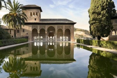 Private Granada Alhambra Tour from Seville