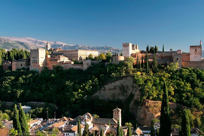 Private Granada Day Trip including Alhambra and Generalife from Seville - The best and hardest parts of a 13-hour day