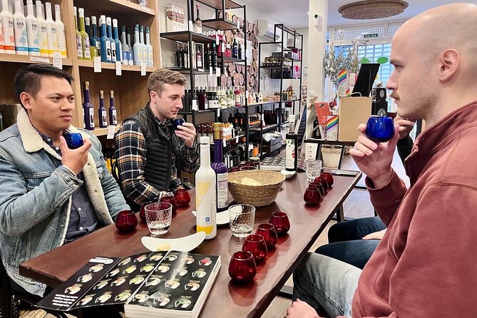 Private Tasting of Olive Oil in Córdoba - Mari Carmen, Cristina, and Álvaro Bring the Lesson to Life