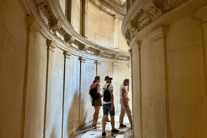 Private Tour Alcazar Seville Cathedral and Giralda Tower Climb - What the private guide adds
