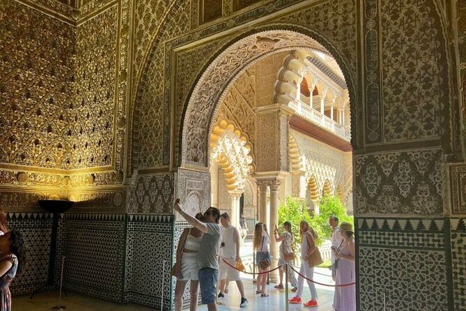 Private Tour Alcazar Seville Cathedral and Giralda Tower Climb - Booking details worth handling early