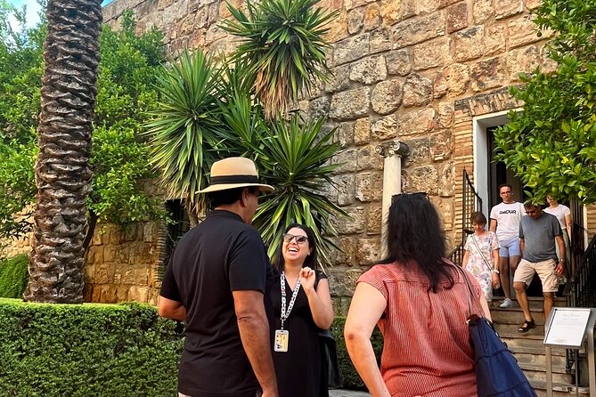 Private tour and tickets of Alcazar & Cathedral of Seville - Price and the value of a private visit