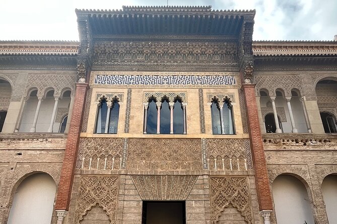 Private tour and tickets of Alcazar & Cathedral of Seville - Real Alcazar: two hours of royal Seville