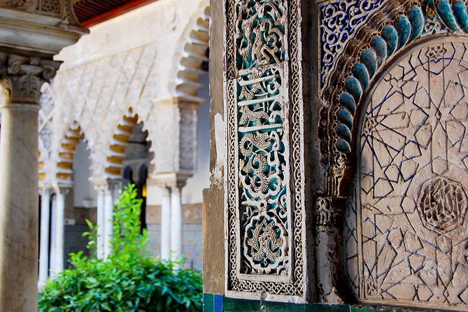 Private tour One day in Seville - The real price and group-size question