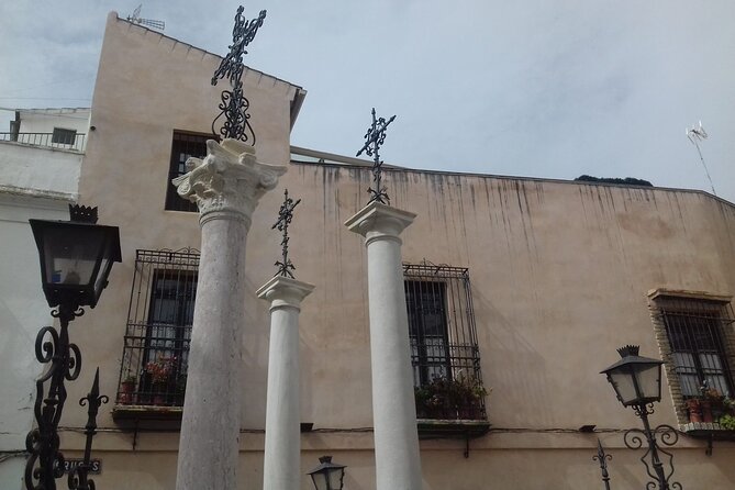 Private tour through the old Jewish neighbourhood. - Why the private format matters