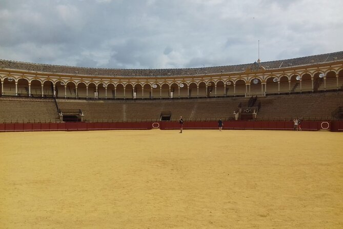 Private tour to the bullring La Maestranza - What the $132.15 group price really covers