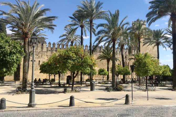 Private tourist route in Córdoba - Starting at the Mosque-Cathedral