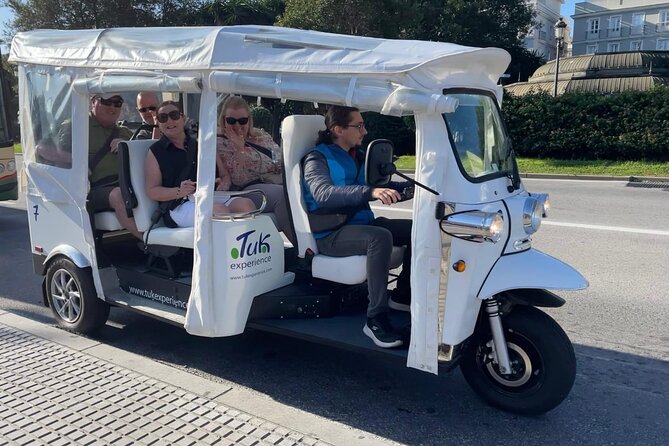 Private VIP Tour in Tuk Tuk Cadiz - Why a tuk tuk works well in Cádiz