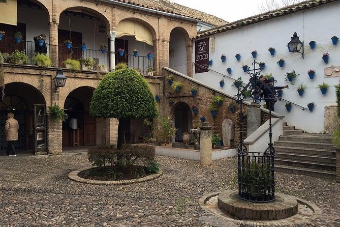 Private Visit Mosque-Cathedral, Jewish quarter, Alcazar and Synagogue - What to confirm before you go