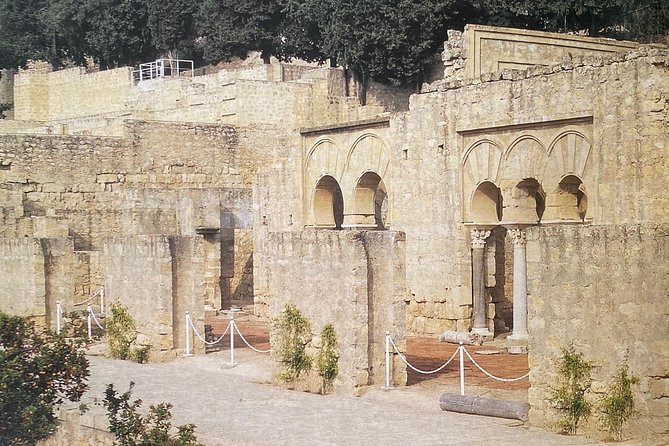 Private Visit to Medina Azahara with Official Guide - The museum and virtual reality room
