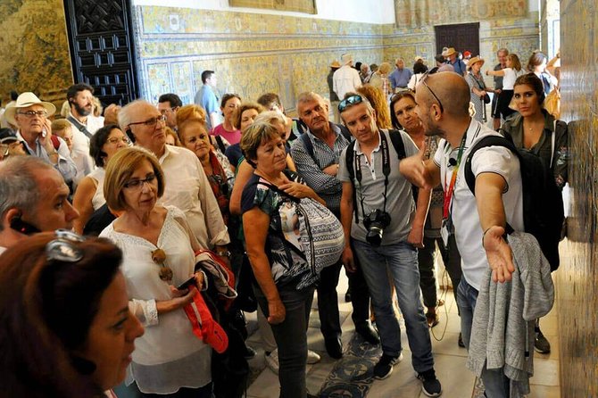 Private visit to the Alcazar and the Cathedral of Seville - Entering the Real Alcázar of Seville