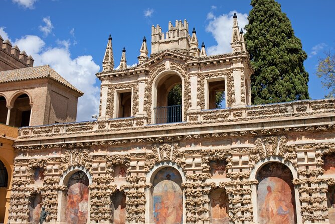 Private visit to the Real Alcazar of Seville (tickets included) - What 90 minutes really gives you