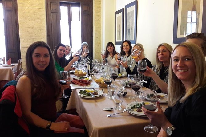 Private wine tasting meals at Seville's oldest tavern - Key points to know before booking