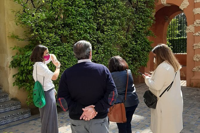 Real Alcázar of Seville Guided Tour Tickets Included. - The guide makes the largest difference