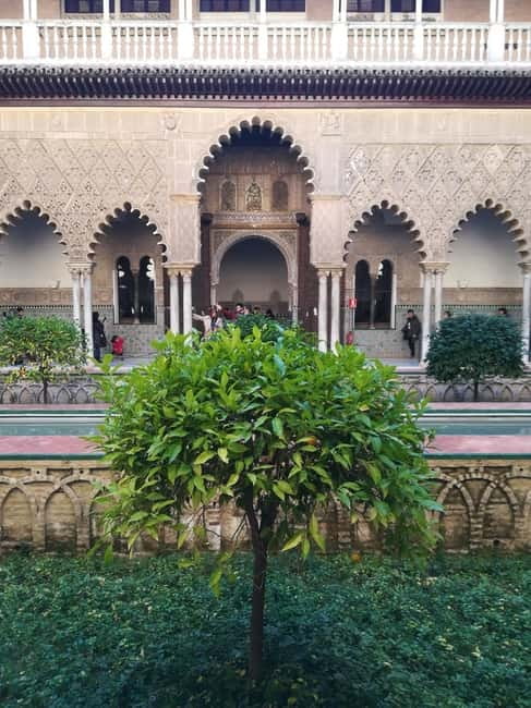 Real Alcázar of Seville Skip-the-Line Private Tour - Who will get the most from this tour
