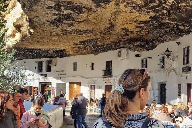 Ronda and White Villages from Seville-Small Group - Zahara de la Sierra begins with breakfast and a climb