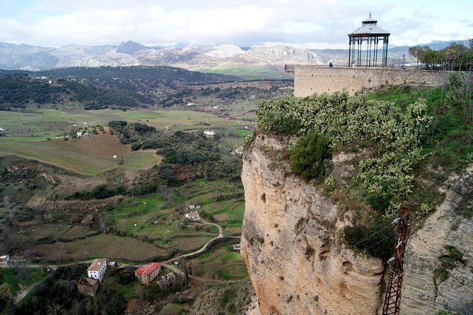 Ronda and White Villages Guided Day Tour from Seville - Who should book this private Ronda tour?