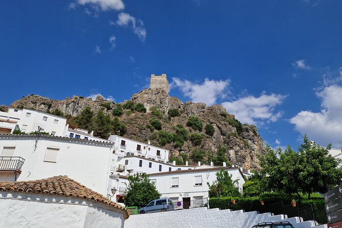Ronda and White Villages Private Day Trip from Seville - Setenil de las Bodegas and homes beneath the rock