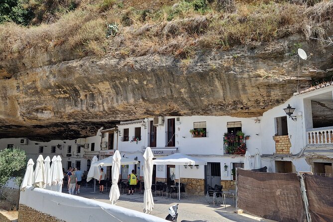 Ronda and White Villages Private Day Trip from Seville - Ronda’s Alameda Gardens and the famous balcony