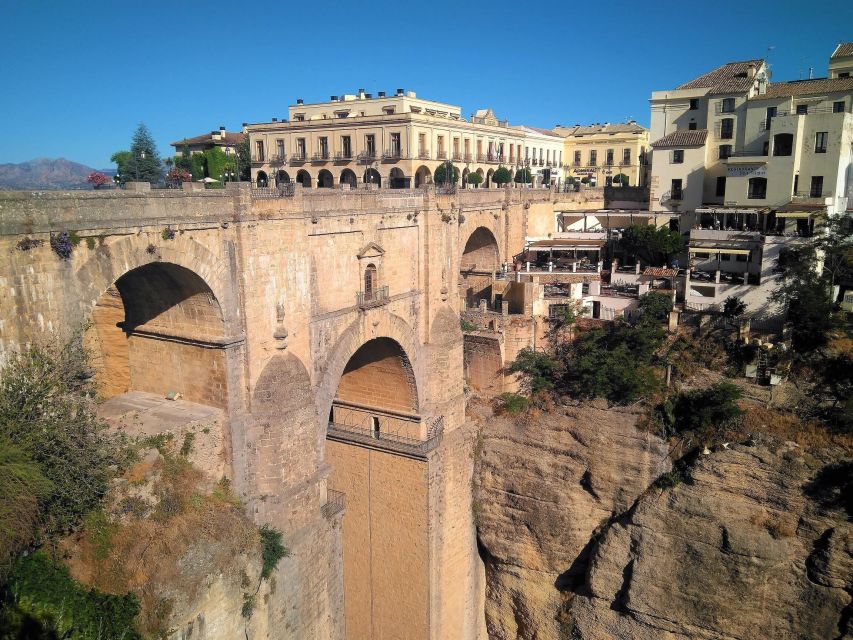 Ronda: Sightseeing Walking Tour - What the guide adds to Ronda