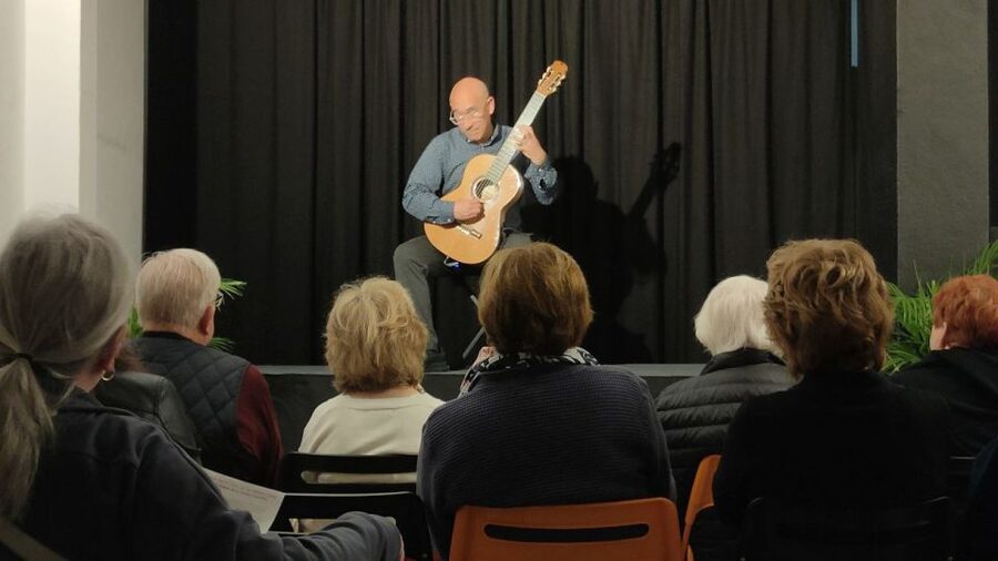 Ronda: Spanish - Classical & Flamenco - Guitar Concert - What the 50-minute program feels like