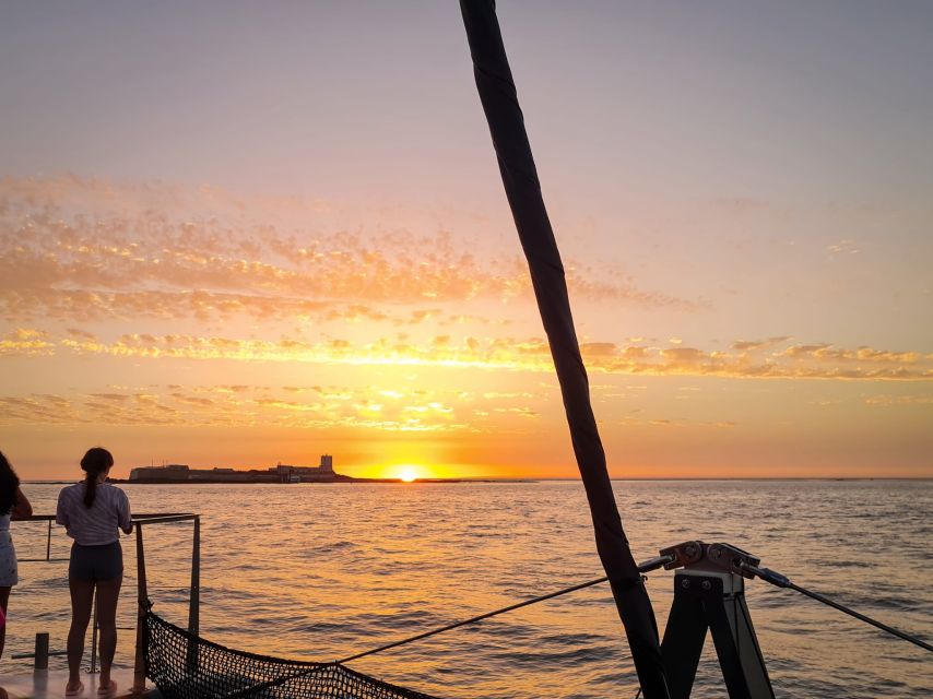 Sancti Petri: Sunset Catamaran Cruise - Who should book this cruise