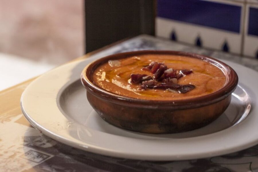 Secret Food Tour Seville - Churros and chocolate set the tone