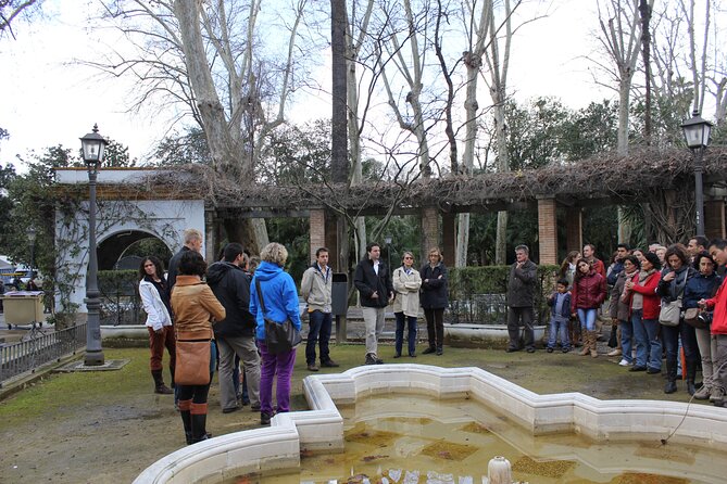 Secrets of Maria Luisa Park and Plaza de España Private Tour - Why Plaza de España is the right place to begin