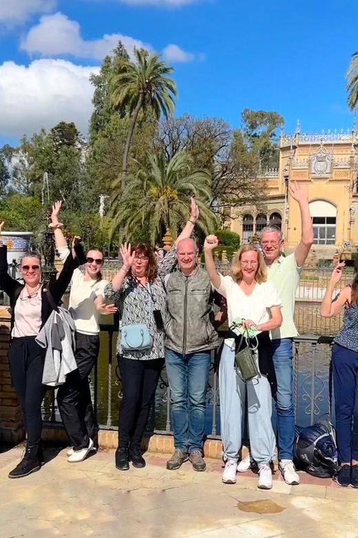 Sevilla: 100% Nederlandstalige Highlights Tour op E-BIKE - Plaza de España, Seville’s Grand Public Room