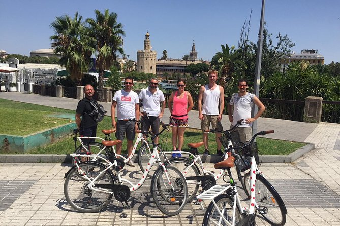 Sevilla Bike Rental - The included equipment and the check you should make