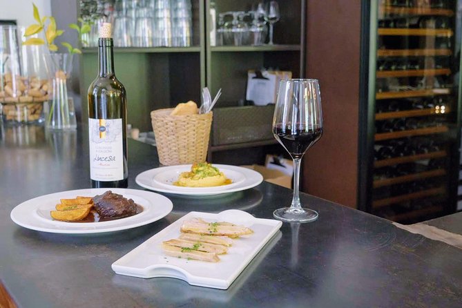 Sevilla Food Tour: Tapas, Wine, History & Traditions - Alfalfa and a small tavern with tostas