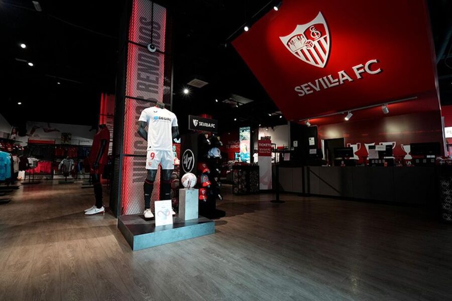 Sevilla: Ramón Sánchez Pizjuán Stadium Entry Ticket - The VIP box and media room
